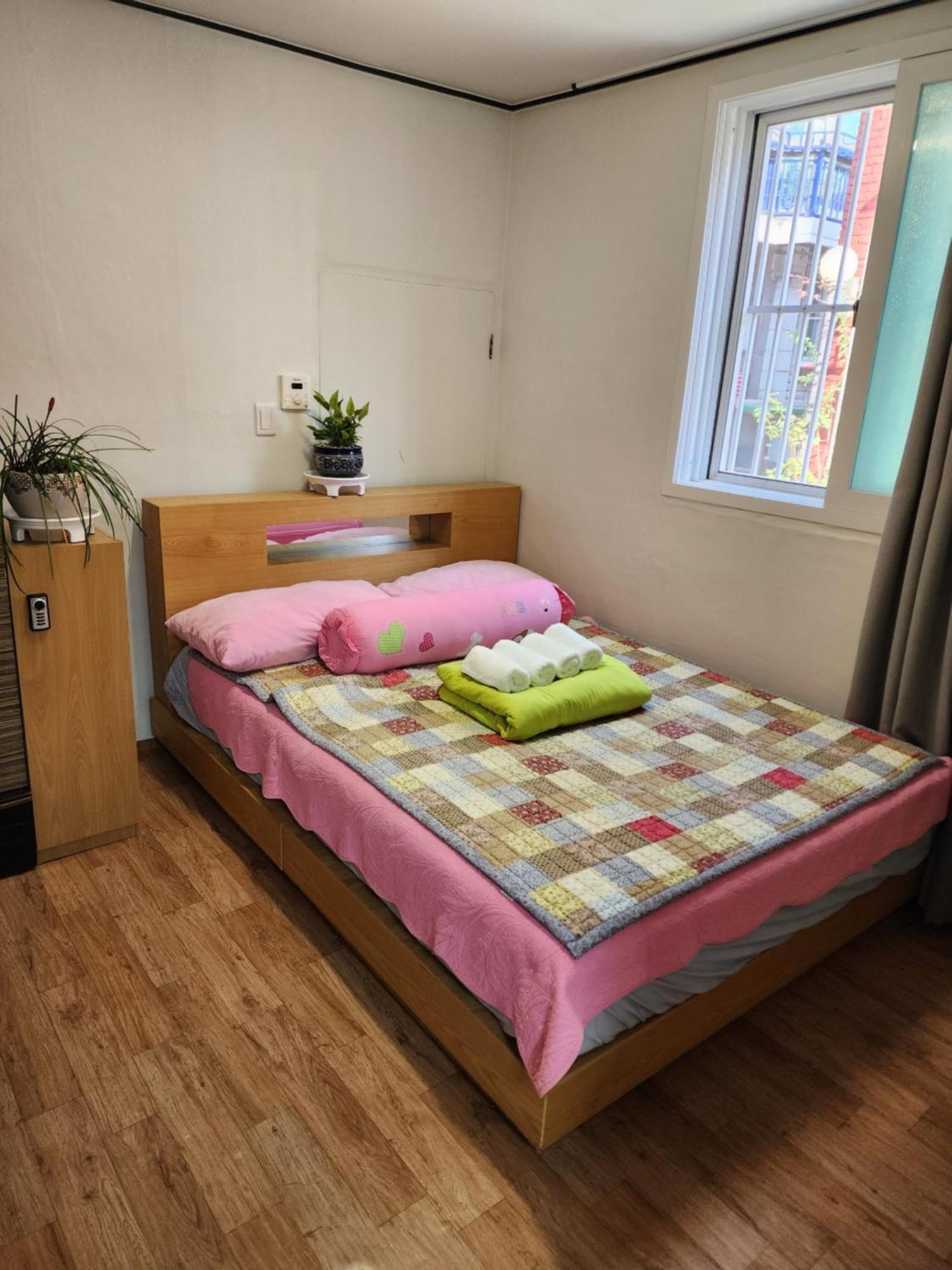 Disco Pangpang Guesthouse Incheon Room photo